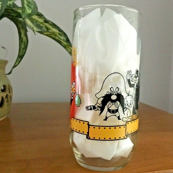 Vintage 1990 "Happy Birthday Bugs" 50th Anniversary Collectors Glass Warner Bros - Picture 5 of 6